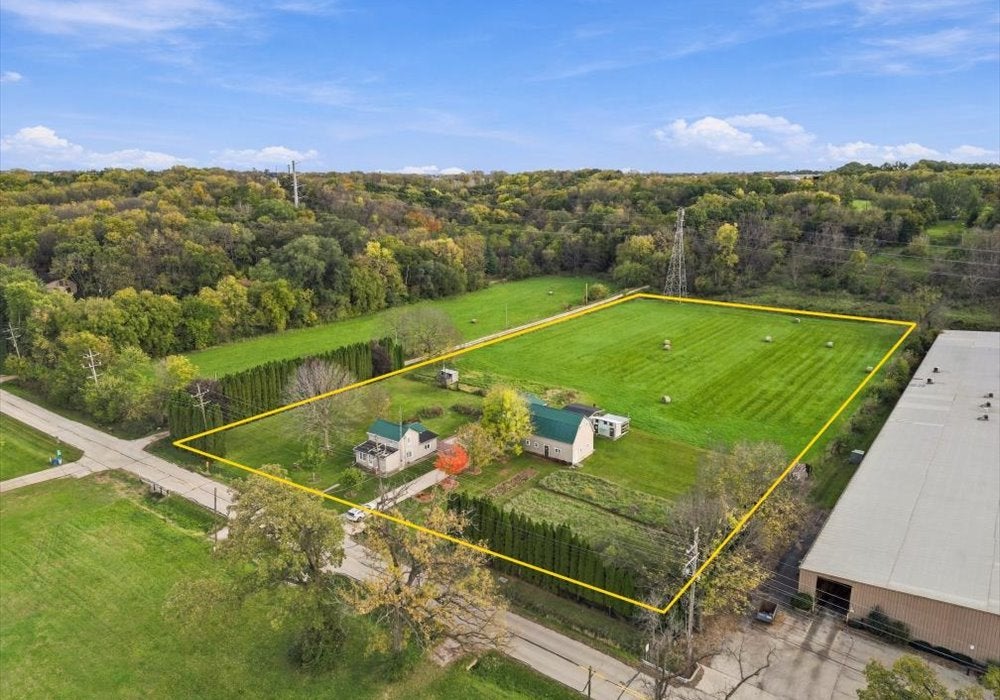 895 Stony Point