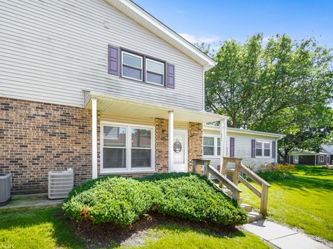 Photo of 19536 115th Avenue #B, Mokena, IL 60448 (MLS # 12684820)
