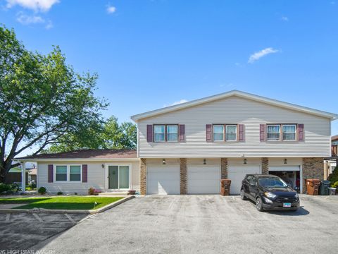 Tiny photo for 19536 115th Avenue #B, Mokena, IL 60448 (MLS # 12684820)
