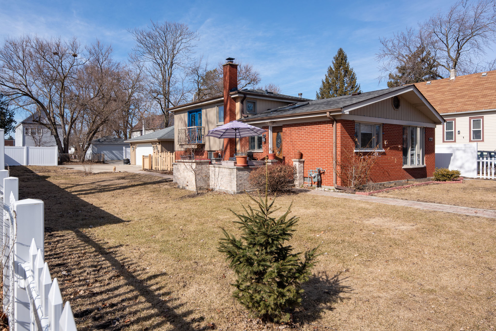 1864 Illinois Street