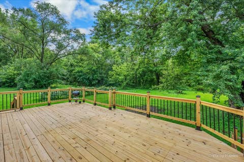 Tiny photo for 2711 Old Oak Drive, McHenry, IL 60050 (MLS # 12718677)
