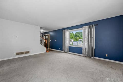 Tiny photo for 2711 Old Oak Drive, McHenry, IL 60050 (MLS # 12718677)