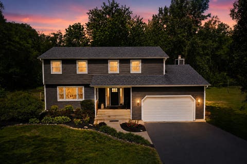 Photo of 2711 Old Oak Drive, McHenry, IL 60050 (MLS # 12718677)