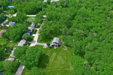Tiny photo for 2711 Old Oak Drive, McHenry, IL 60050 (MLS # 12718677)