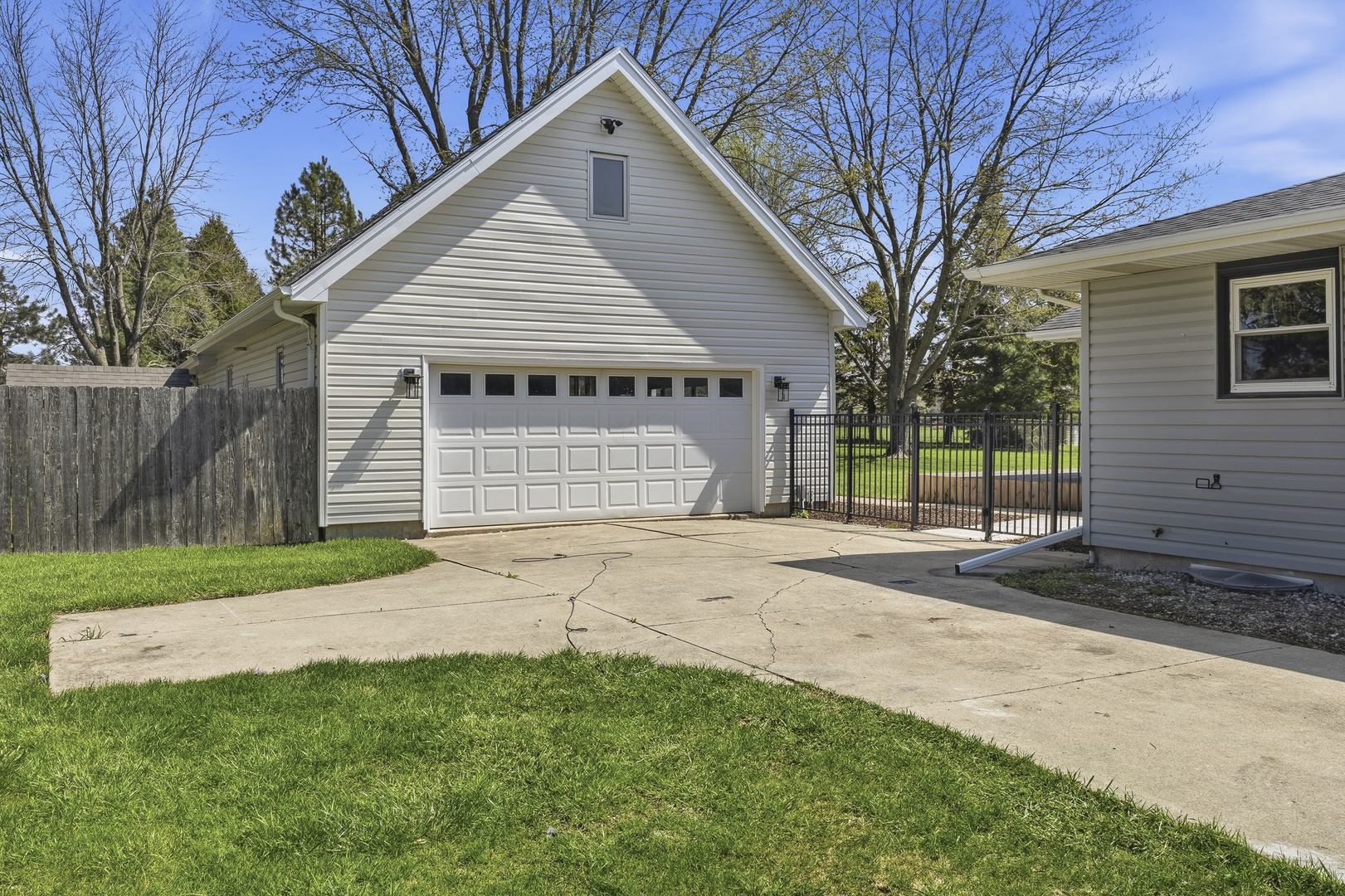 1818 Brickville Road