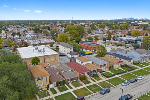 Tiny photo for 7524 W 63rd Place, Summit, IL 60501 (MLS # 12498155)