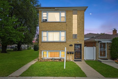 Tiny photo for 7524 W 63rd Place, Summit, IL 60501 (MLS # 12498155)