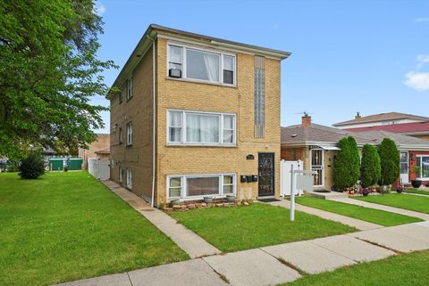 Tiny photo for 7524 W 63rd Place, Summit, IL 60501 (MLS # 12498155)