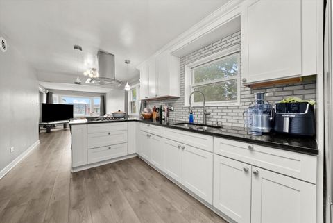 Tiny photo for 7524 W 63rd Place, Summit, IL 60501 (MLS # 12498155)