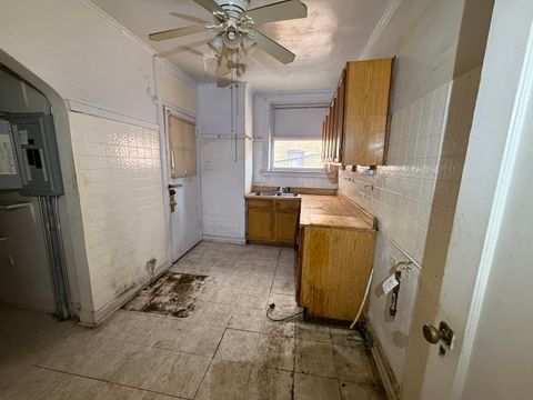 Tiny photo for 7015 S Paxton Avenue #101, Chicago, IL 60649 (MLS # 12717118)