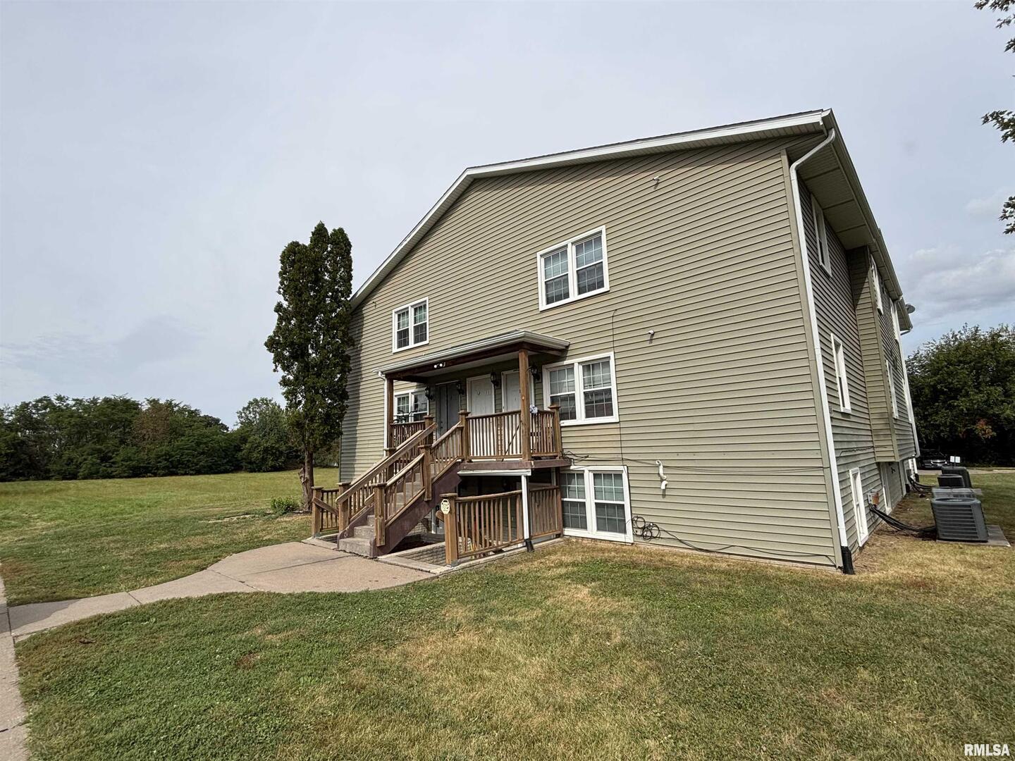2218 Emerald Drive