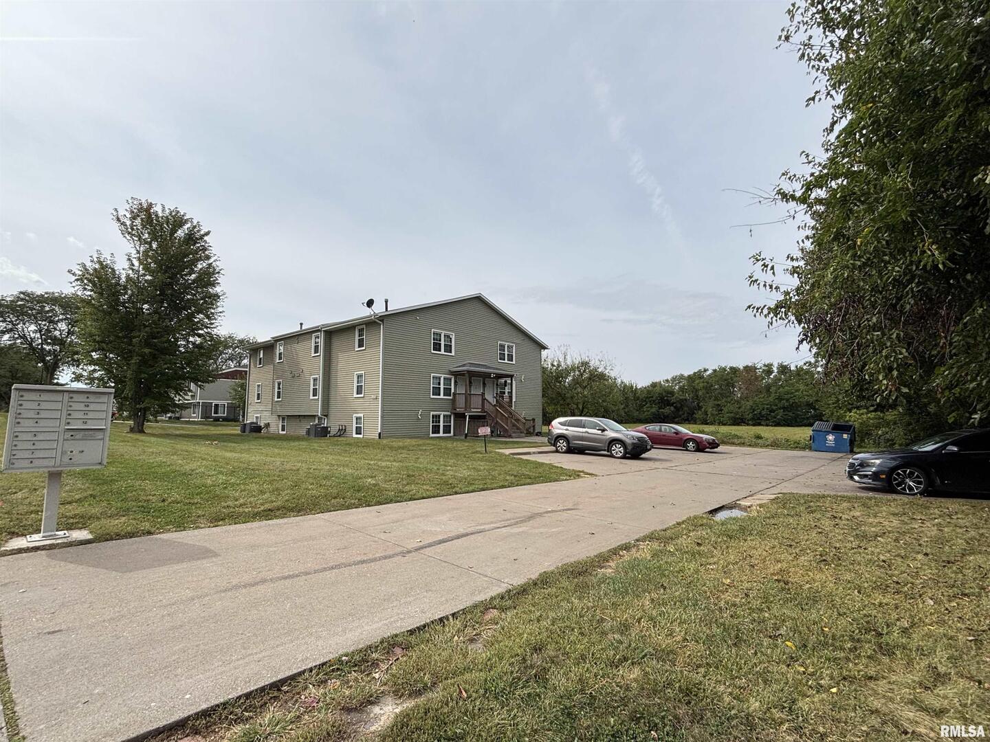 2218 Emerald Drive
