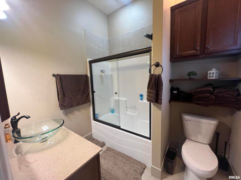 Tiny photo for 1415 S LAKESHORE Drive S, Goreville, IL 62939 (MLS # EB460567)