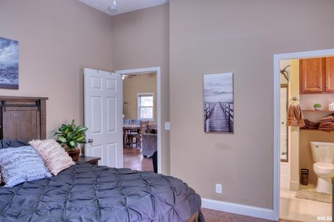 Tiny photo for 1415 S LAKESHORE Drive S, Goreville, IL 62939 (MLS # EB460567)