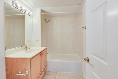 Tiny photo for 1919 S Michigan Avenue #302, Chicago, IL 60616 (MLS # 12672169)