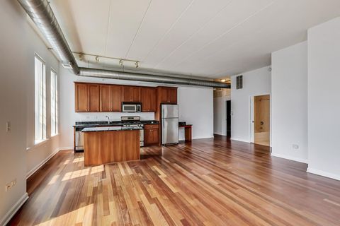 Tiny photo for 1919 S Michigan Avenue #302, Chicago, IL 60616 (MLS # 12672169)