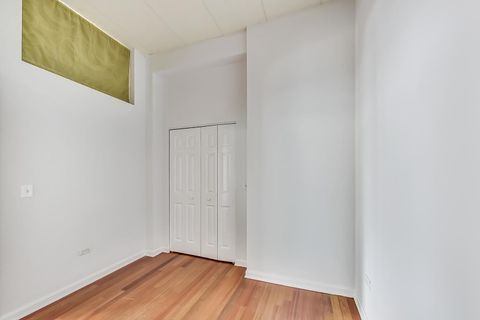 Tiny photo for 1919 S Michigan Avenue #302, Chicago, IL 60616 (MLS # 12672169)
