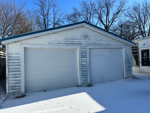 A home in Farmer City