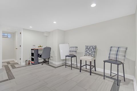 Tiny photo for 7246 N Meade Avenue, Chicago, IL 60646 (MLS # 12516178)