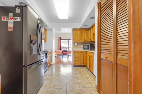 Tiny photo for 7246 N Meade Avenue, Chicago, IL 60646 (MLS # 12516178)