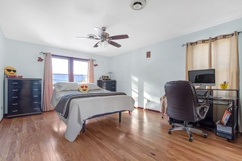 Tiny photo for 7246 N Meade Avenue, Chicago, IL 60646 (MLS # 12516178)