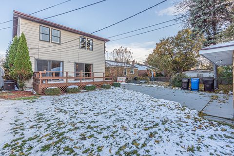 Tiny photo for 7246 N Meade Avenue, Chicago, IL 60646 (MLS # 12516178)