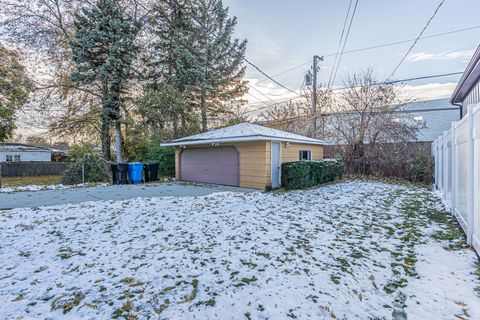 Tiny photo for 7246 N Meade Avenue, Chicago, IL 60646 (MLS # 12516178)