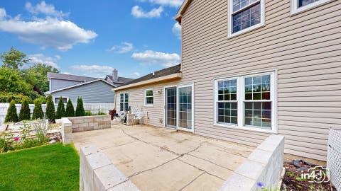 Tiny photo for 2090 S Valley Road, Lombard, IL 60148 (MLS # 12652634)