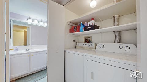 Tiny photo for 2090 S Valley Road, Lombard, IL 60148 (MLS # 12652634)