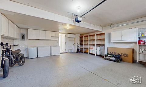 Tiny photo for 2090 S Valley Road, Lombard, IL 60148 (MLS # 12652634)