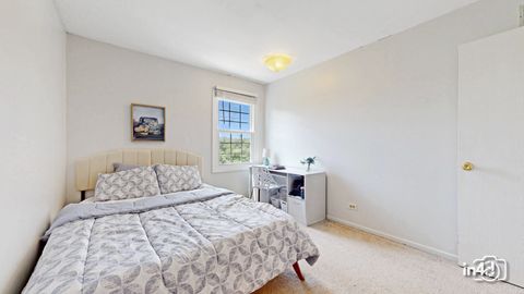 Tiny photo for 2090 S Valley Road, Lombard, IL 60148 (MLS # 12652634)