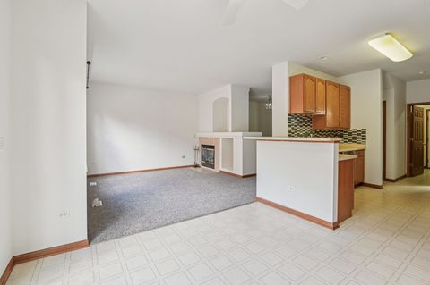 Tiny photo for 354 Vaughn Circle, Aurora, IL 60502 (MLS # 12522439)