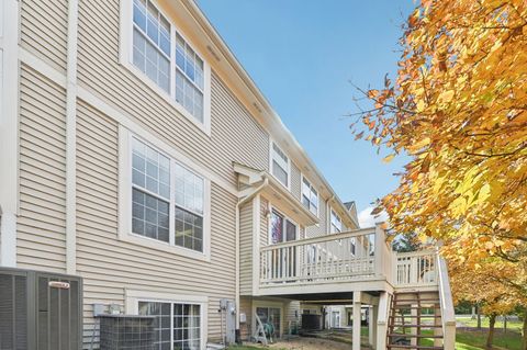 Tiny photo for 354 Vaughn Circle, Aurora, IL 60502 (MLS # 12522439)