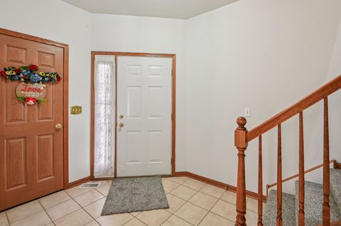 Tiny photo for 354 Vaughn Circle, Aurora, IL 60502 (MLS # 12522439)
