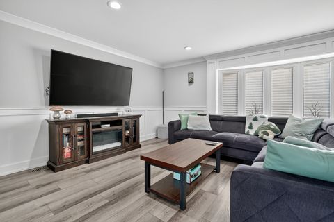 Tiny photo for 15126 Chaucer Drive, Oak Forest, IL 60452 (MLS # 12579311)