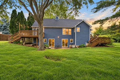 Tiny photo for 929 Alton Court, Winthrop Harbor, IL 60096 (MLS # 12754192)