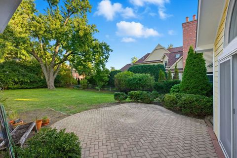 Tiny photo for 5523 S Garfield Street, Hinsdale, IL 60521 (MLS # 12526152)