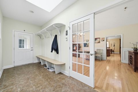 Tiny photo for 5523 S Garfield Street, Hinsdale, IL 60521 (MLS # 12526152)