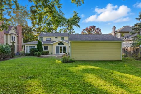 Tiny photo for 5523 S Garfield Street, Hinsdale, IL 60521 (MLS # 12526152)