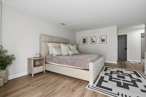 Tiny photo for 7201 N Lincoln Avenue #203, Lincolnwood, IL 60712 (MLS # 12706129)