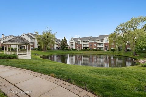 45 Kensington Circle 105 Wheaton IL 60189