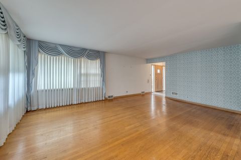 Tiny photo for 1449 Norfolk Avenue, Westchester, IL 60154 (MLS # 12599646)