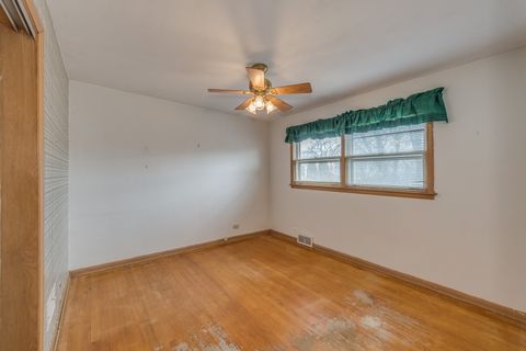Tiny photo for 1449 Norfolk Avenue, Westchester, IL 60154 (MLS # 12599646)