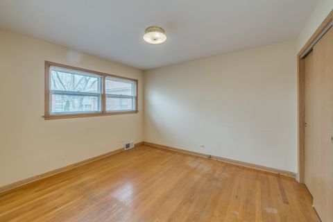 Tiny photo for 1449 Norfolk Avenue, Westchester, IL 60154 (MLS # 12599646)