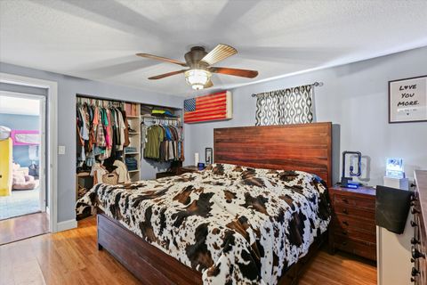 Tiny photo for 1095 Eastview Drive, Paxton, IL 60957 (MLS # 12580432)