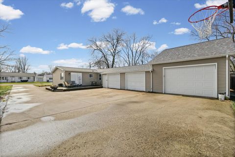 Tiny photo for 1095 Eastview Drive, Paxton, IL 60957 (MLS # 12580432)