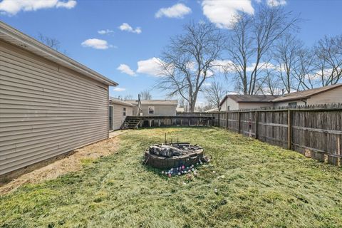 Tiny photo for 1095 Eastview Drive, Paxton, IL 60957 (MLS # 12580432)