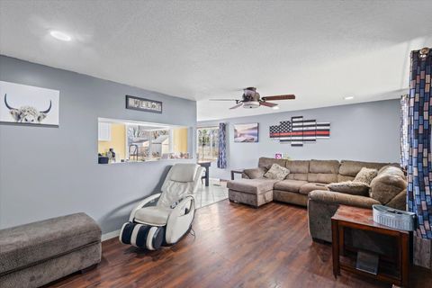 Tiny photo for 1095 Eastview Drive, Paxton, IL 60957 (MLS # 12580432)