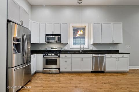 Tiny photo for 1931 N DAMEN Avenue #1S, Chicago, IL 60647 (MLS # 12631624)