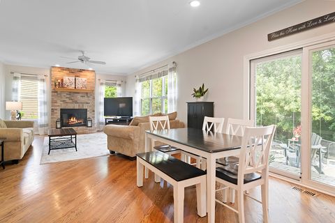 Tiny photo for 1342 N Wellington Court, Palatine, IL 60067 (MLS # 12375575)